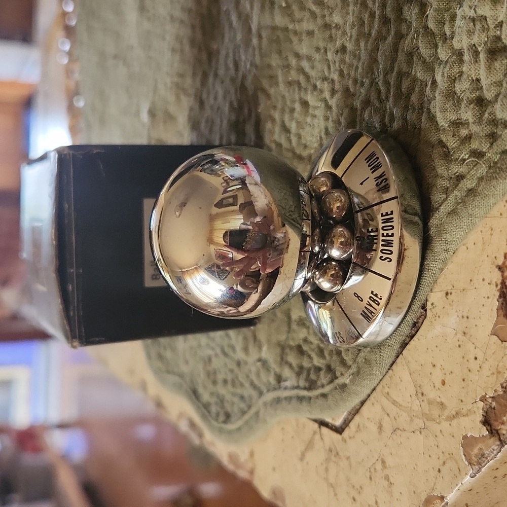 Chrome Desk Toy/Fidget/Executive Decision Maker..Shiny